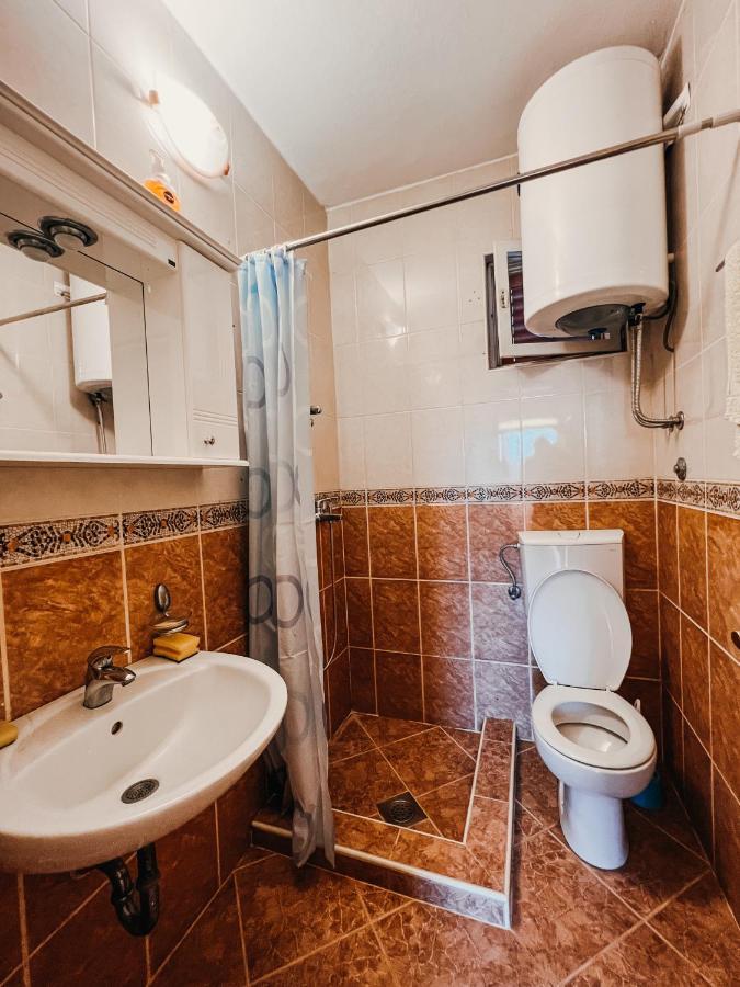 Vladivostok Apartments ติวัต ภายนอก รูปภาพ