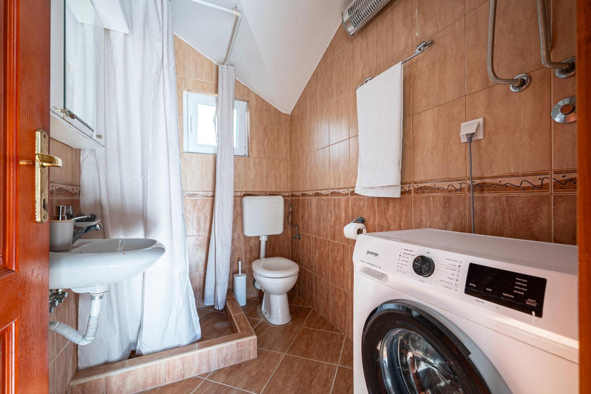 Vladivostok Apartments ติวัต ภายนอก รูปภาพ